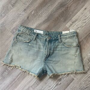 Zara Women's Frayed Hem Jean Shorts - Light Blue